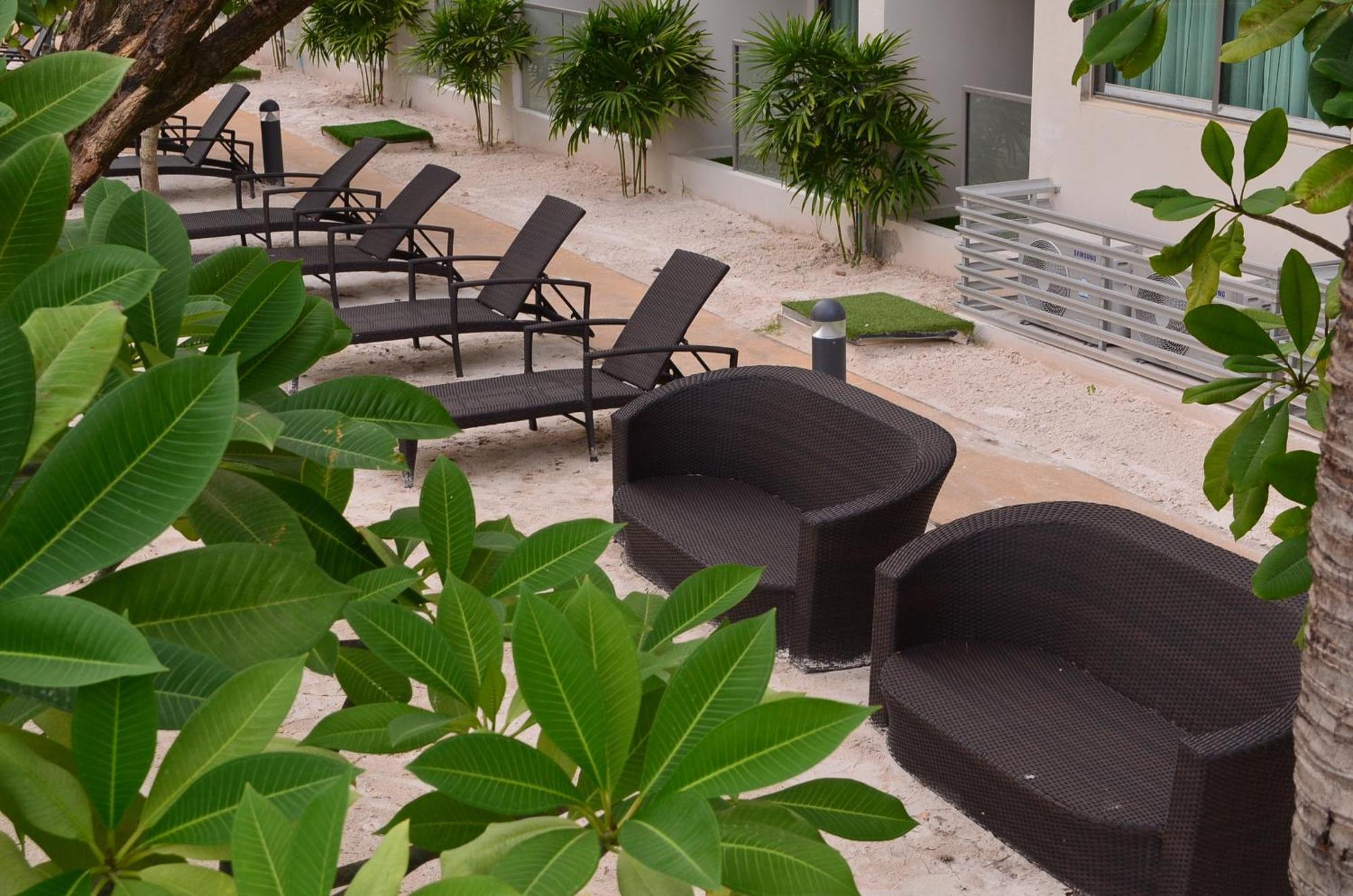 Maldives Laguna Beach Resort 3 Jomtien Beach Exterior photo